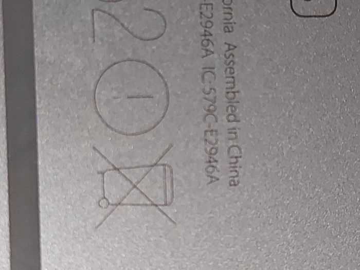 Apple Iphone 6s, 64GB, Battery Life 100%, activation Locked, excellent cosmetic condition