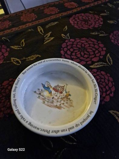 Vintage Wedgewood peter Rabbit nursery bowl