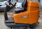 TASKI Swingo 4000 Ride on Scrubber Dryer