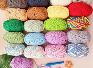 100gx2 Chunky Cotton Crochet Yarn with 4mm Hook, Soft Non-Split Thick Yarn for Amigurumi DIY Gifts, Home Decor, Beginner Projects (Beige+OffWhite)