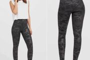 SPANX Leggings