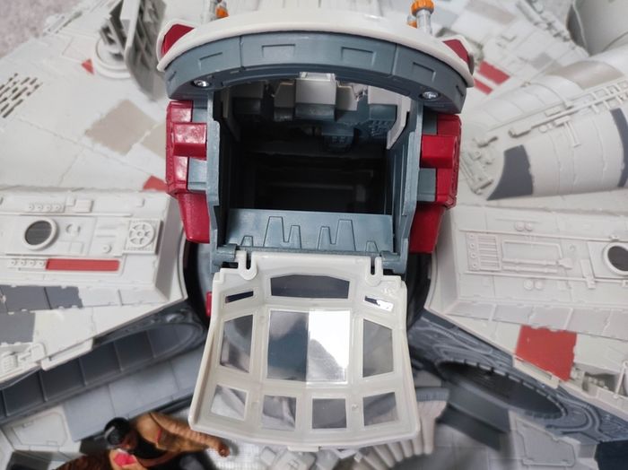 Millennium falcon