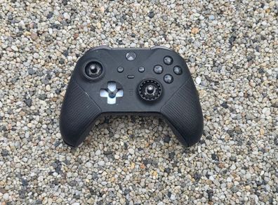 Xbox Elite Series 2 (Free Post)