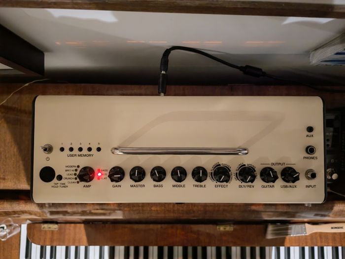 Yamaha THR10 V1 Guitar Table Amp