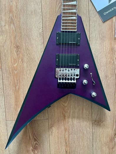 Jackson RRX24 Randy Rhoads V