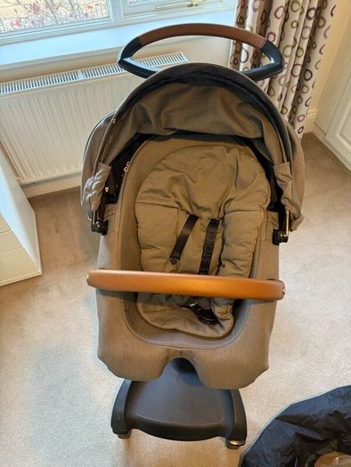 Buggy Stokke Xplory grey