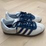 Arsenal Adidas Gazelle 'Cloud White/Red Image 5