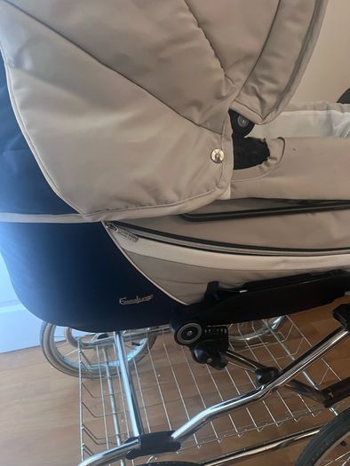 Emmaljunga Classic Pram