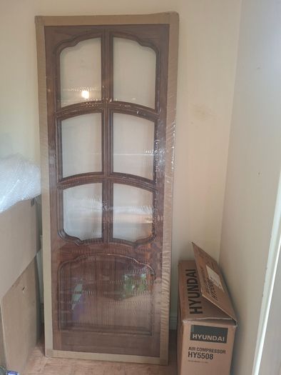 Deanta walnut door