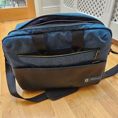 Laptop travel bag