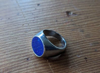 Lapis lazuli ring