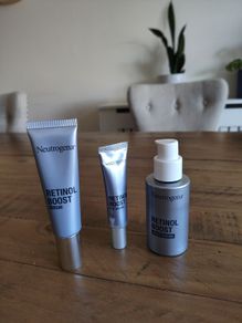 Neutrogena retinol boost
