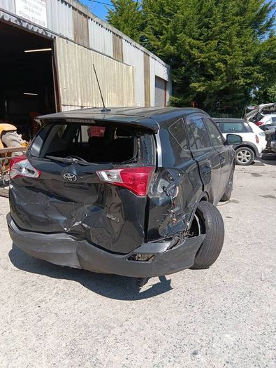 Breaking Toyota rav4 2014 diesel