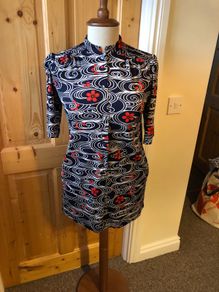 Vintage Ladies Dress with pockets