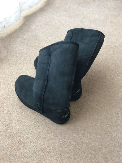 Ugg