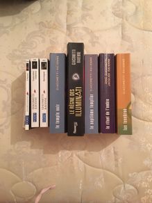 8 fiction books in French