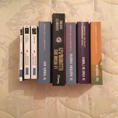 8 fiction books in French