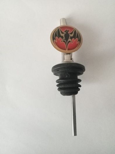 Bacardi Bottle Pourer