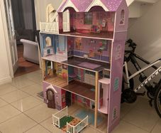 doll house
