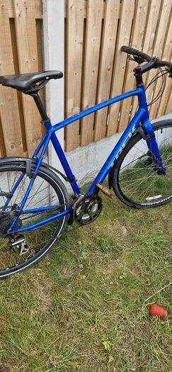 Trek fx  ( delivery )( serviced )