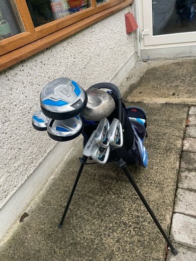 Junior MacGregor Golf Clubs and Bag