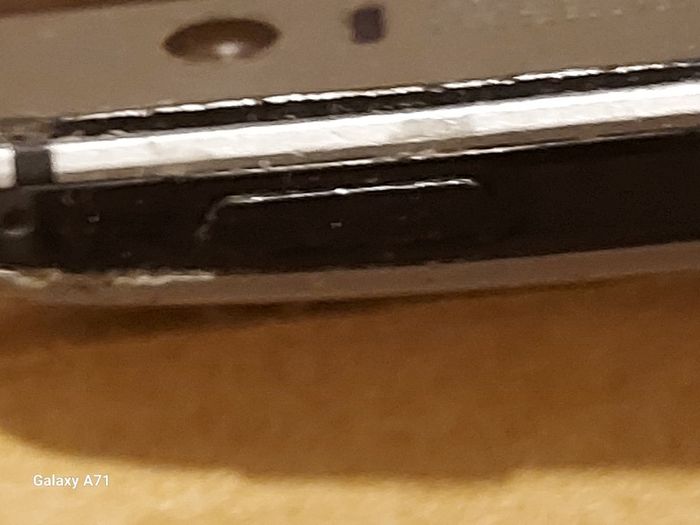HTC One-M8, 1.8GB Ram, 16GB HDD, O2 network I think, working fine, Does show wear