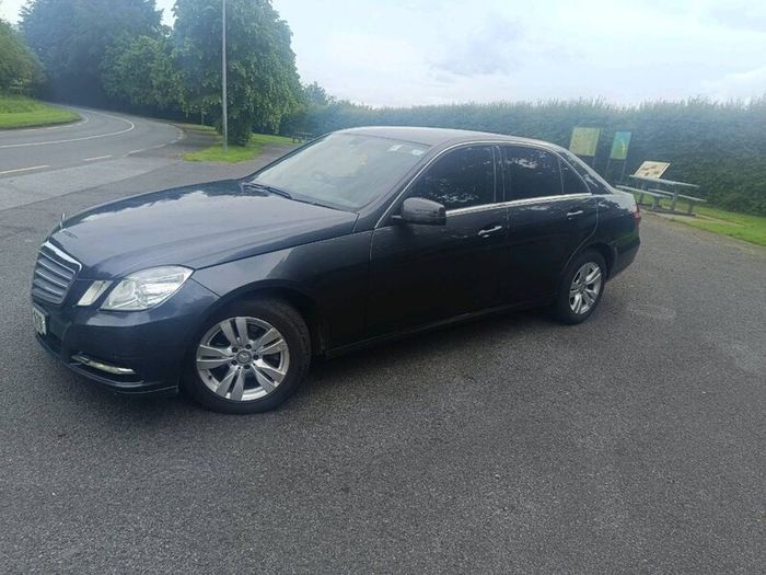 2013 Mercedes e220cdi for Sale