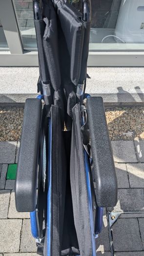 Folding wheelchair, excellent condition