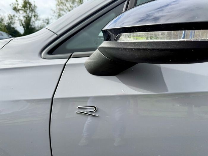 2025 VW Golf 8 R-Line Black Edition 1.5 TSI 150hp