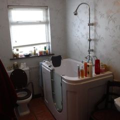 walk into bath tub for disabled