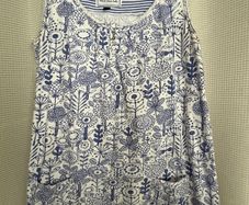 Lazy Jacks Long Line Top With Pockets