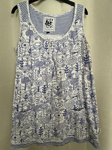 Lazy Jacks Long Line Top With Pockets