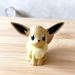 Vintage TOMY Pokemon Eevee Mini Figure CGTSJ 1998 1999 Gen 1 Moncolle