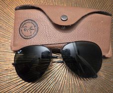 Vintage Bausch & Lomb mid 1980s Ray Ban Aviator sunglasses