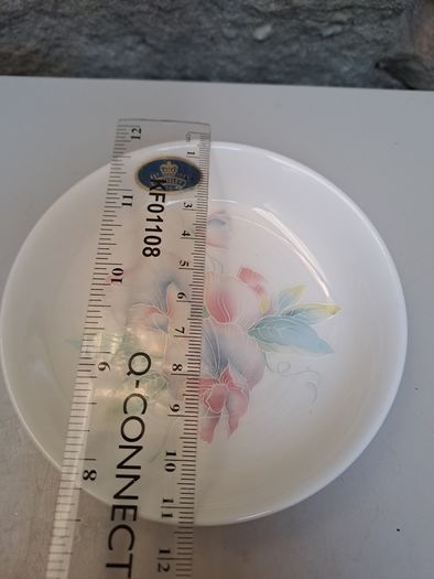 Aynsley Little Sweetheart trinket dish