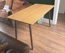desk / table
