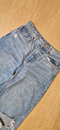 Zara Straight Leg Jeans