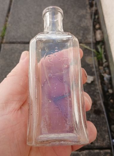Lait Larola for the skin bottle