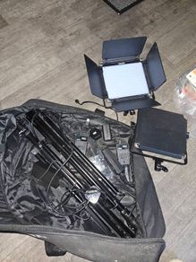 Neweer Lights P200 2.4g studio lighting