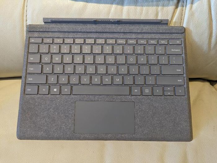 Original Microsoft 1725 Surface Pro 3/4/5/6/7 Type Cover Keyboard