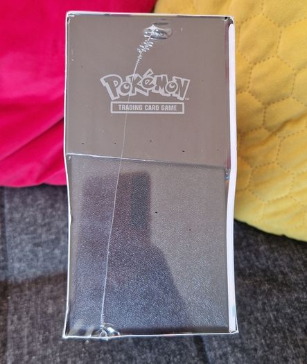 Pokemon Scarlet and Violet Paldea Evolved ETB (free shipping)