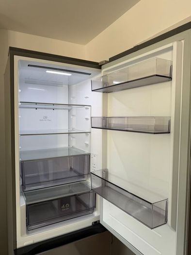 LG Fridge Freezer 60/40