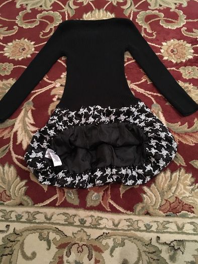 Beautiful Tahari Dress size-5-6 years