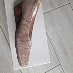 New - Hispanitas- Rose Gold wedge 6.5