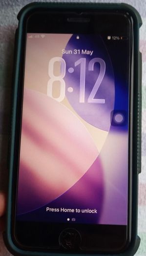 iPhone SE 2nd Generation Black 128gb Unlocked - No Touch ID