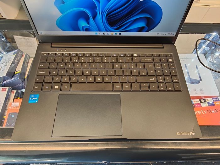 Toshiba Dynabook Satellite Pro C50 Core i5-1135G7 (11th Gen) 16GB 500GB SSD 15.6 Inch FHD Windows 11 Pro Laptop