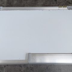 Magnetic whiteboard