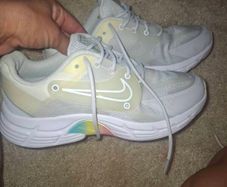 nike trainers