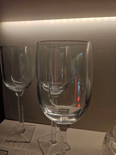 Louise Kennendy red wine glasses x 4