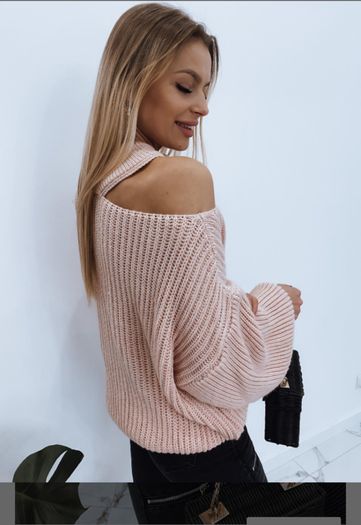 Sweater with chocker